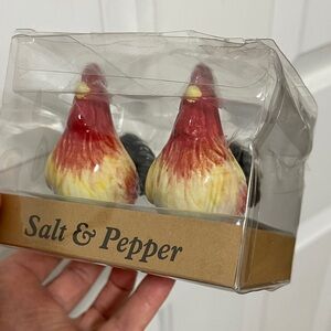 NWT Rooster Salt & Pepper Shakers